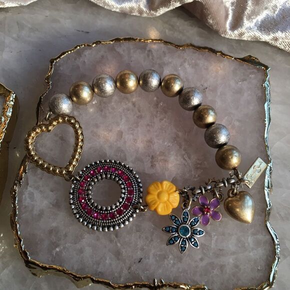 JESSICA SIMPSON Charm Bracelet - Picture 7 of 16